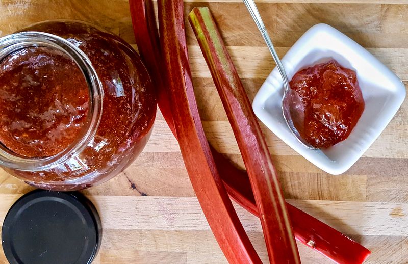 Rhubarb Ginger Jelly