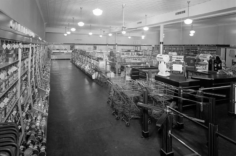 Old-Timey Grocery Carts