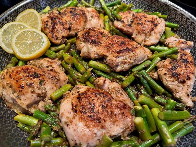 Lemon Herb Chicken with Asparagus