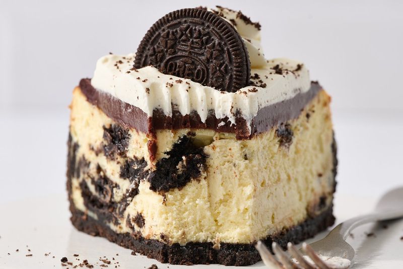 Oreo Cookie Cheesecake