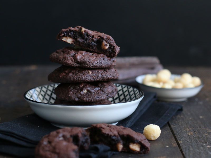 Macadamia Chocolate Elegance