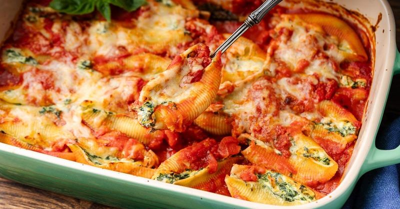 Spinach and Ricotta Stuffed Shells