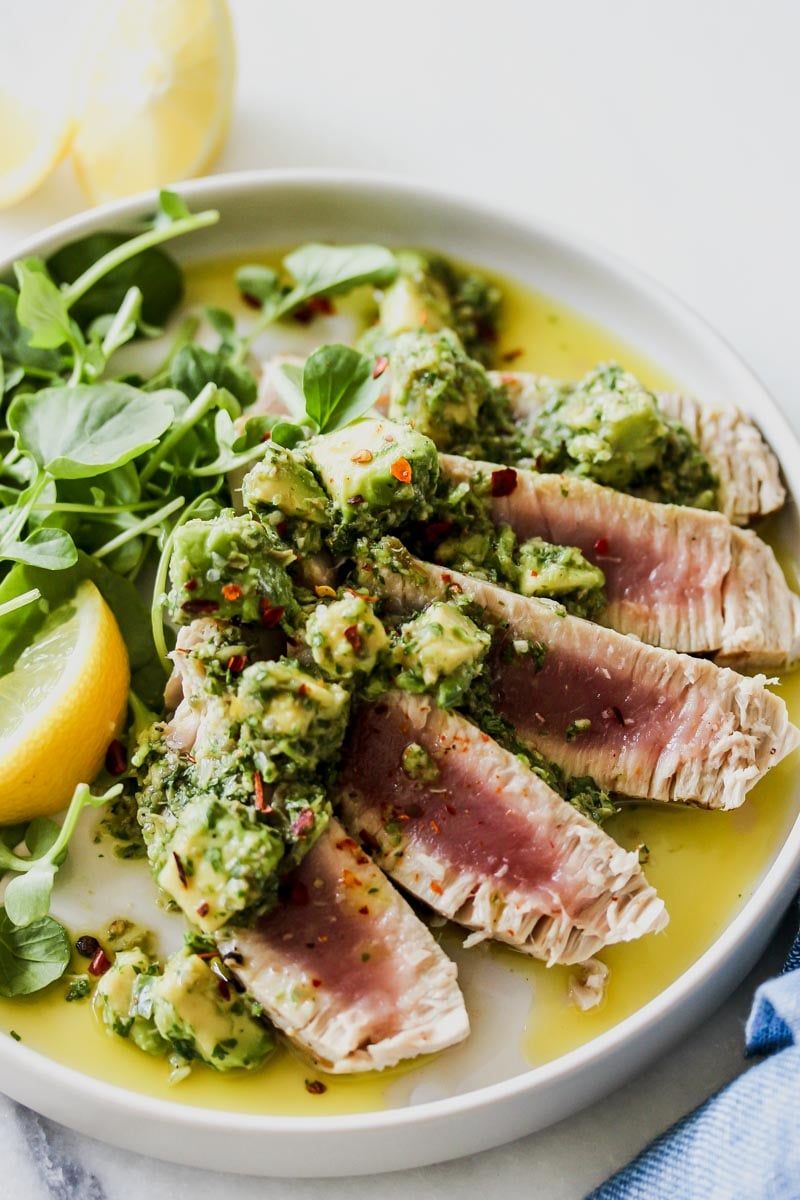 Seared Tuna with Avocado