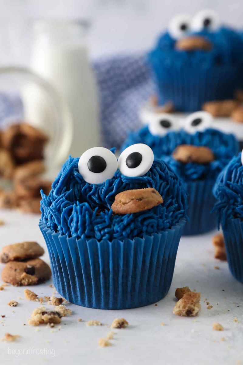 Miniature Cookie Monster Cupcakes