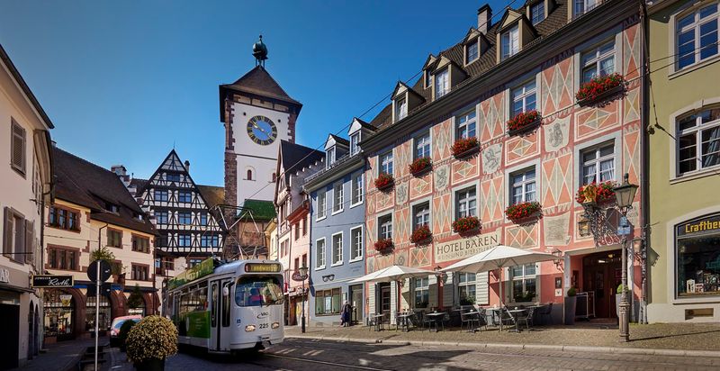 Zum Roten Bären, Germany