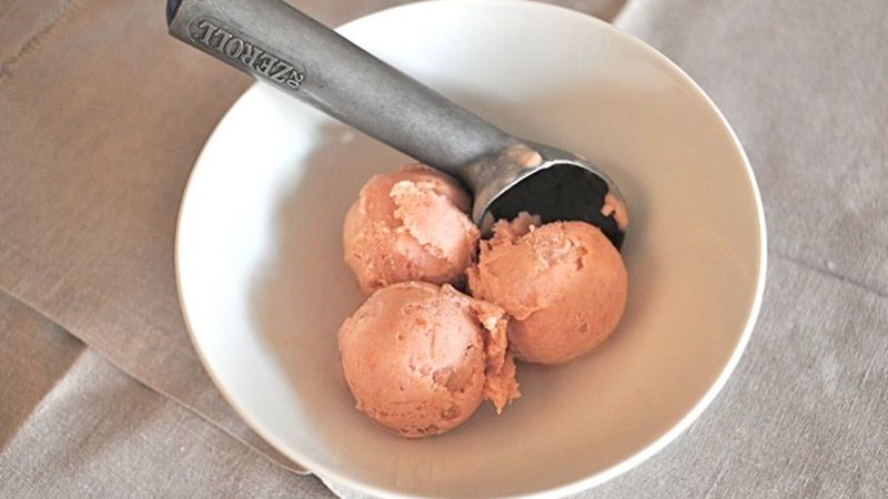 Rhubarb Ice Cream