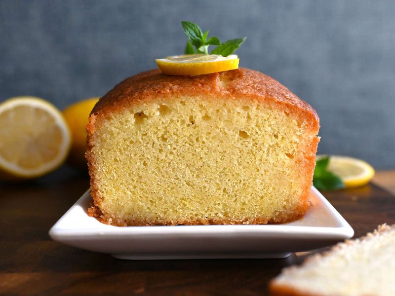 Lemon Drizzle Cake