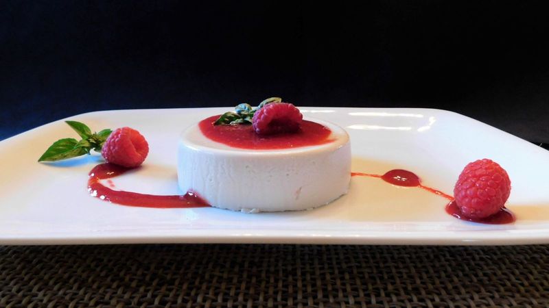 Ricotta Panna Cotta with Raspberry Sauce