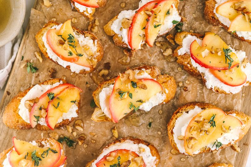 Gouda and Apple Crostini