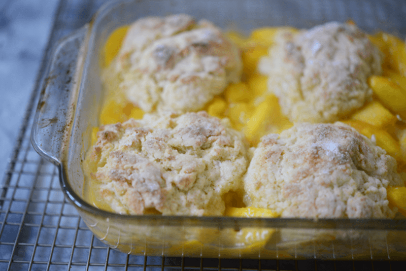 Peach Cobbler Cupcakes