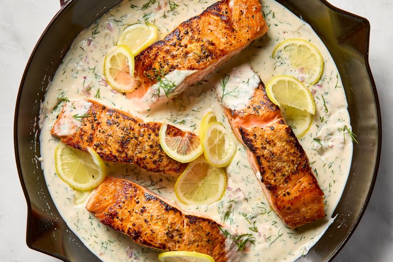 Baked Salmon with Dill Sauce