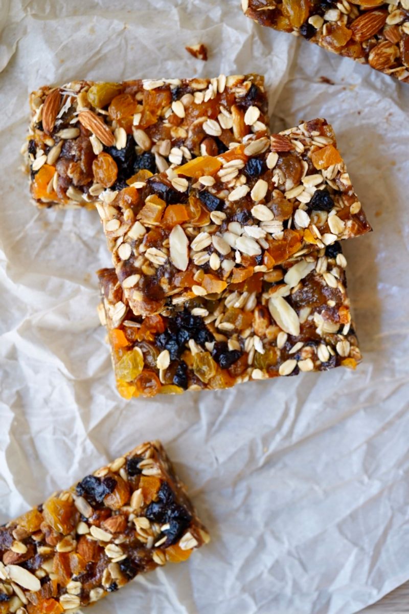 Fruit and Nut Breakfast Bars