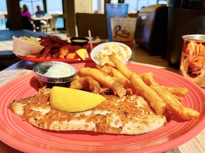 Rusty's Seafood & Oyster Bar
