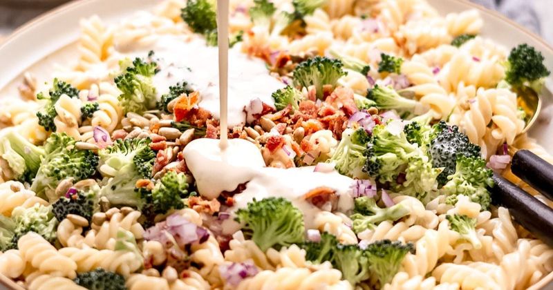 Broccoli Cheddar Pasta Salad