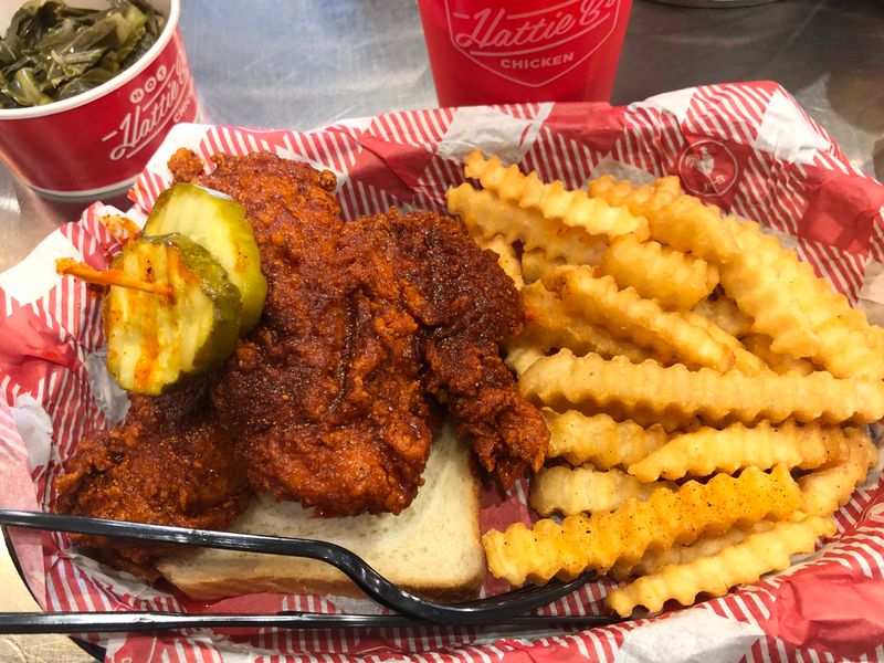 Tennessee: Hattie B's Hot Chicken