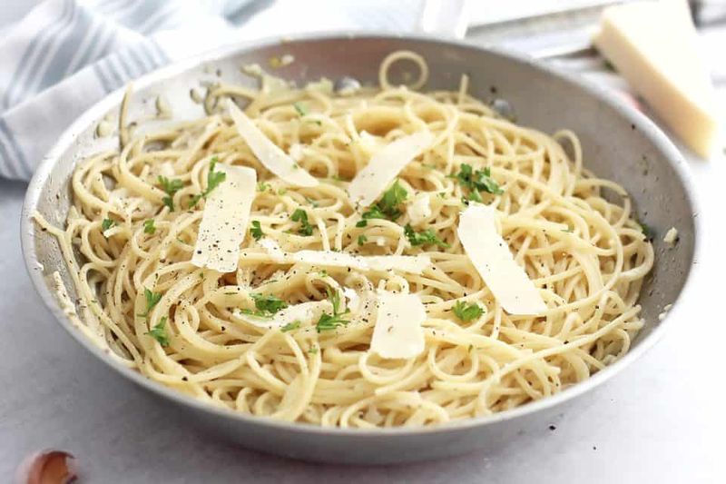 Creamy Garlic Parmesan Spaghetti