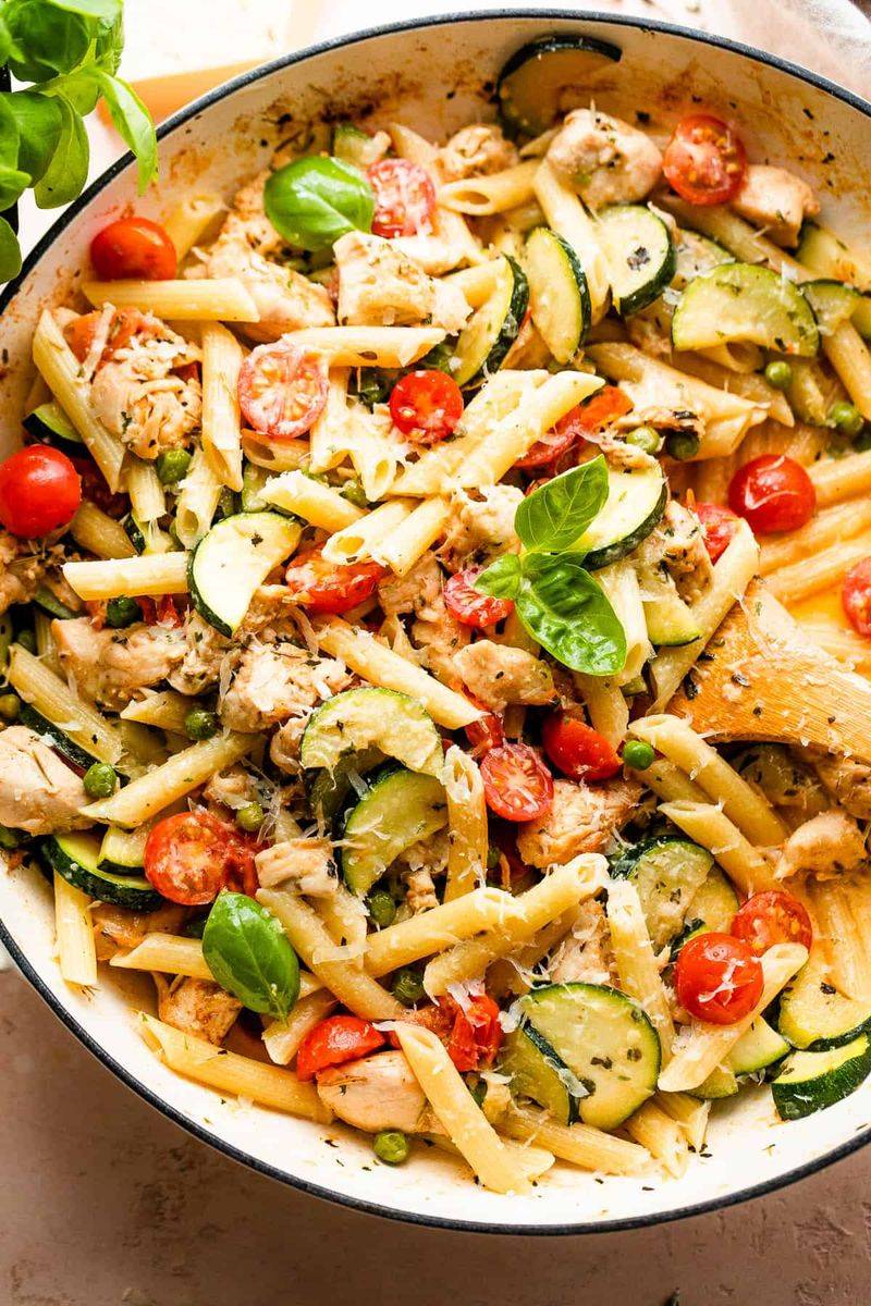 Pasta Primavera with Grilled Chicken