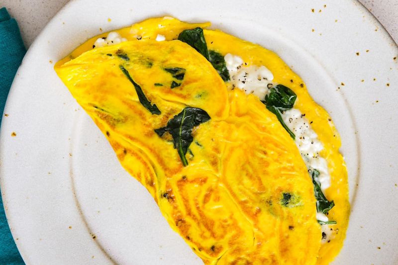 Cheesy Spinach Omelet