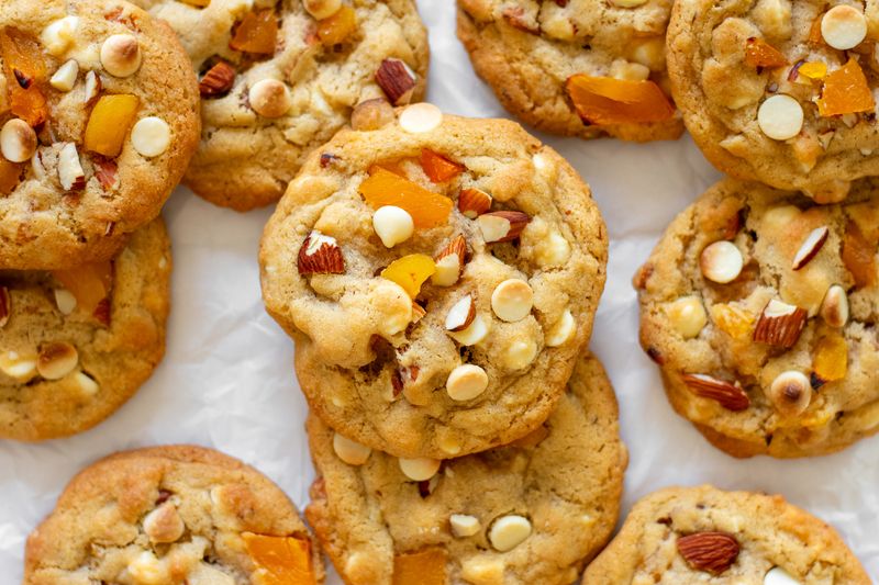 Apricot Almond Biscuits