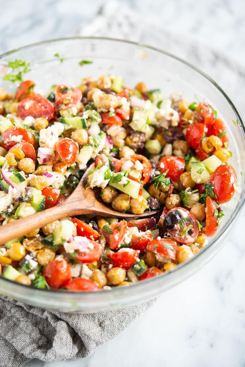 Mediterranean Chickpea Delight