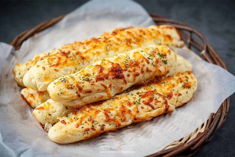 Cheesy Garlic Breadsticks