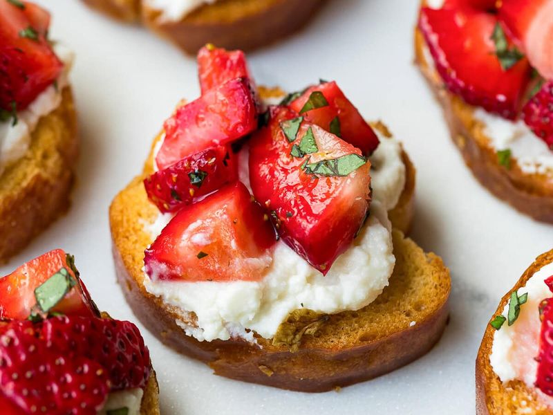 Strawberry Ricotta Crostini
