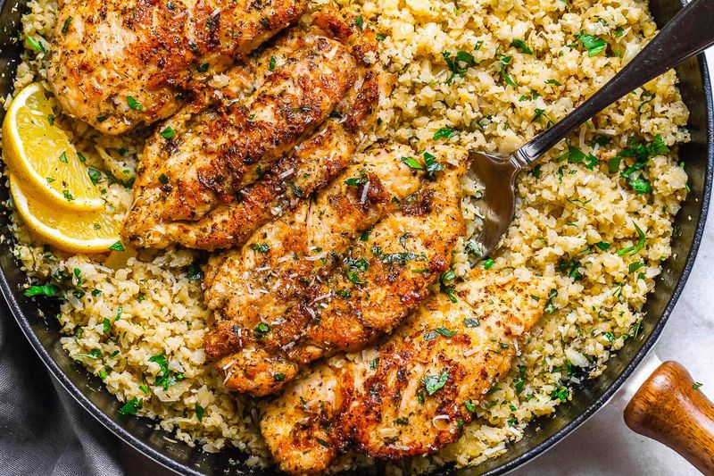Cauliflower Rice with Chicken
