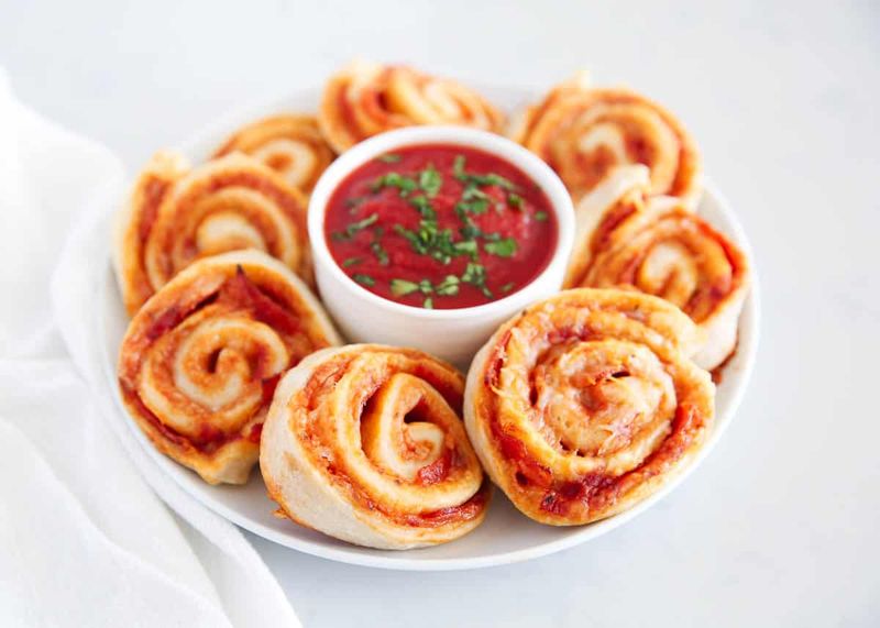 Tomato and Mozzarella Pizza Rolls