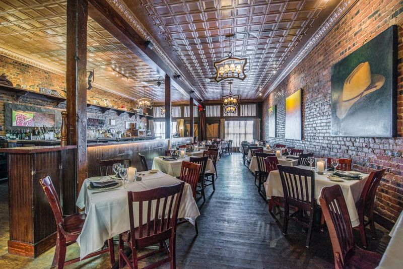 Lonesome Dove Western Bistro, Tennessee