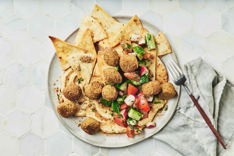 Falafel with Hummus and Pita