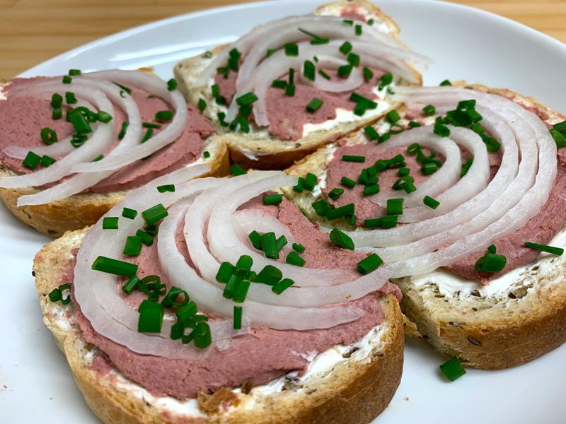 The Liverwurst Sandwich