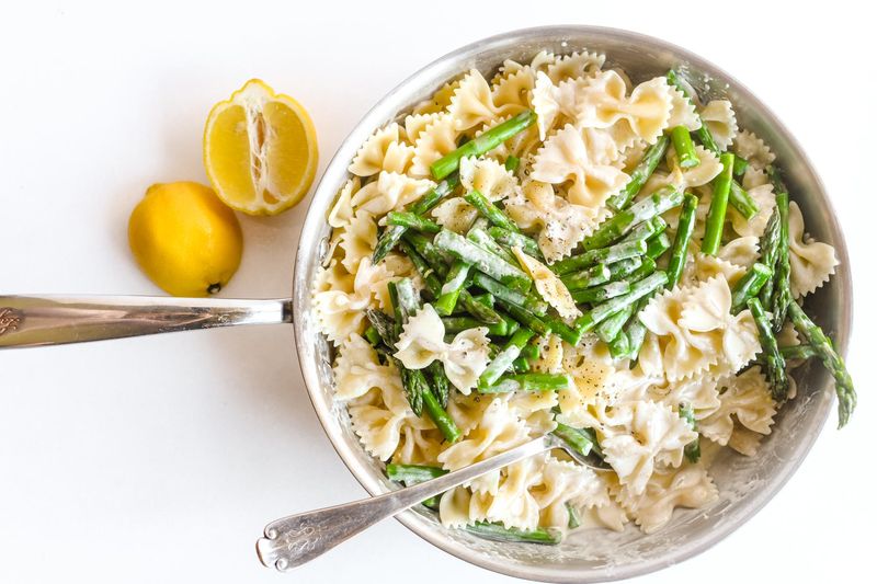 Lemon Asparagus Pasta