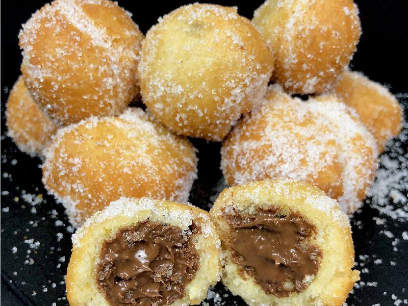Nutella-filled Zeppole