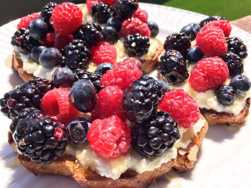 Ricotta and Berry Toast
