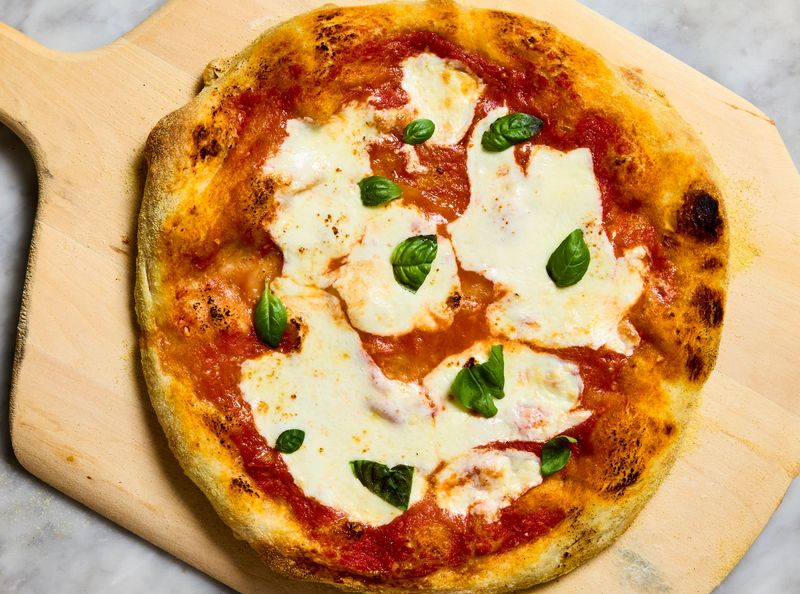 Classic Margherita Pizza