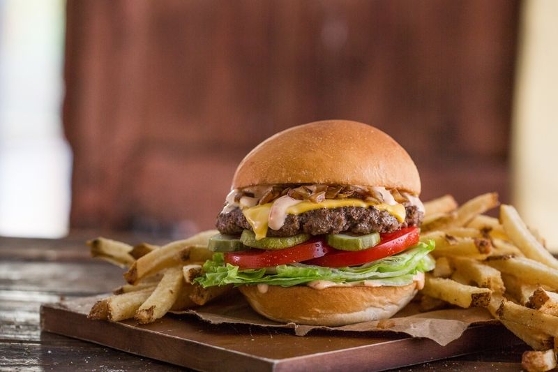 MOOYAH Burgers, Fries & Shakes