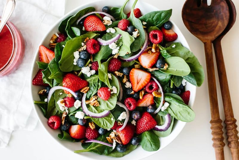 Spinach and Berry Salad