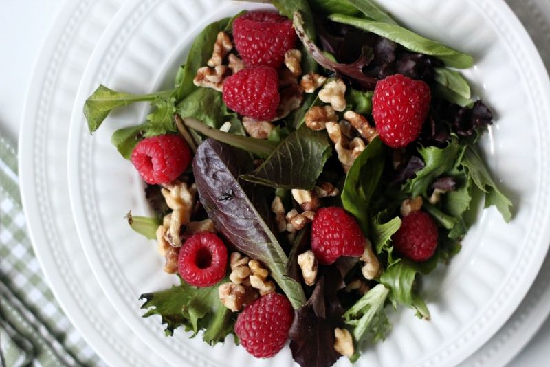 Raspberry Walnut Salad
