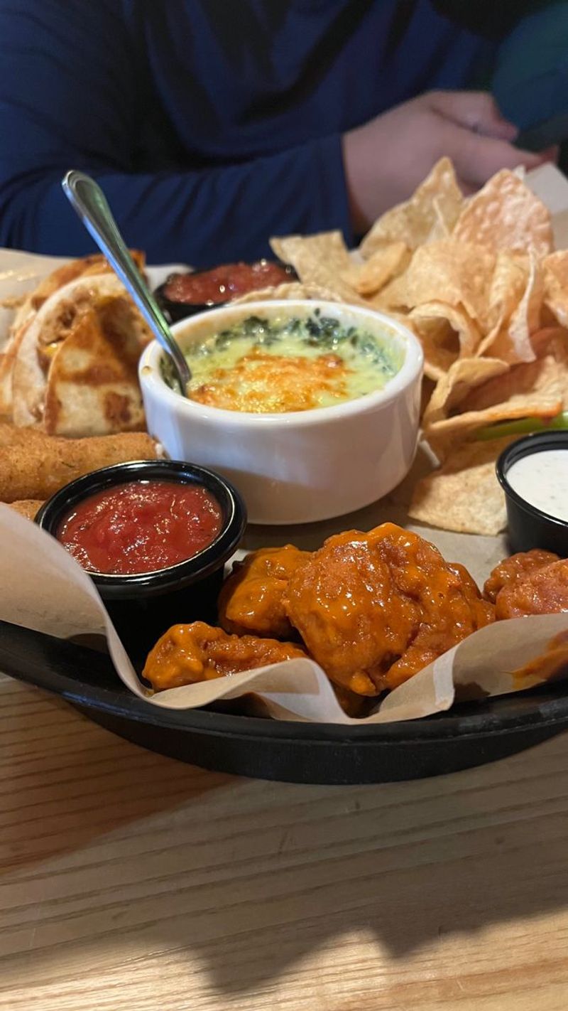 Applebee’s Appetizer Sampler