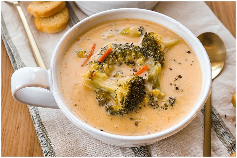 Creamy Broccoli and Cheddar Soup