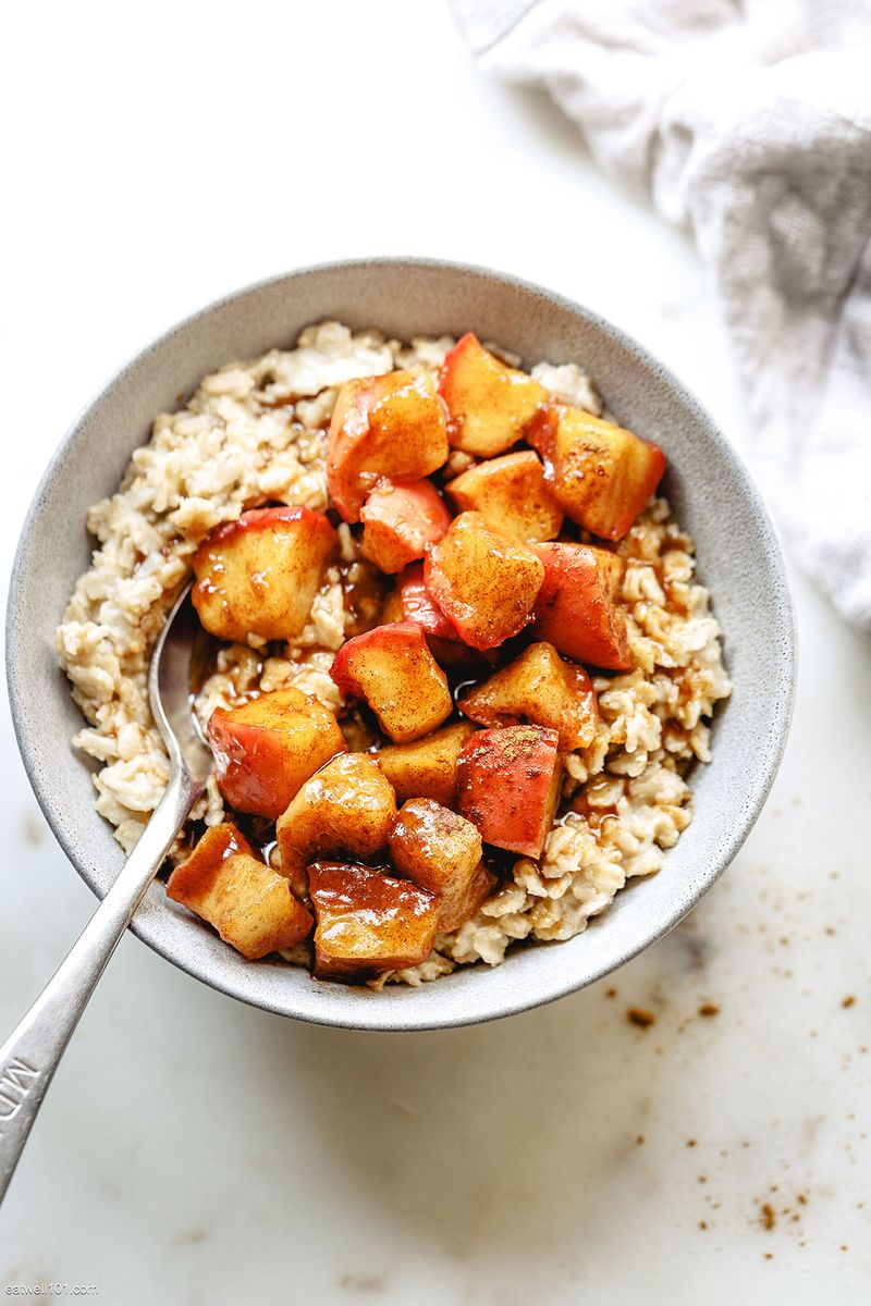 Apple Cinnamon Oatmeal