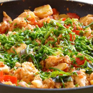 stir-fry, pan, meal, yummy, chives, potatoes, egg, vegetables, stir-fry, stir-fry, stir-fry, stir-fry, stir-fry