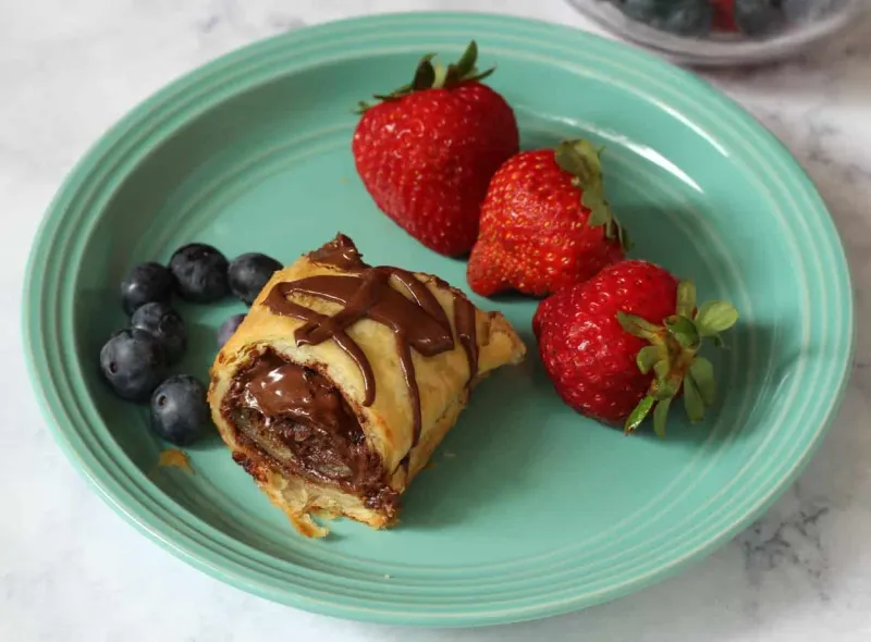 Air Fryer Chocolate Puff Pastry