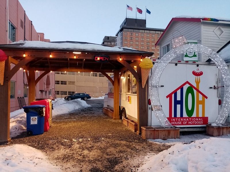 Alaska: International House of Hot Dogs – Anchorage