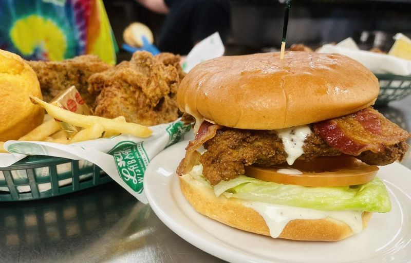Alaska: Lucky Wishbone – Anchorage
