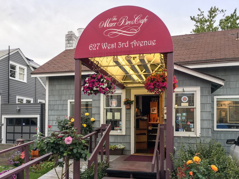 Alaska: The Marx Bros Café – Anchorage