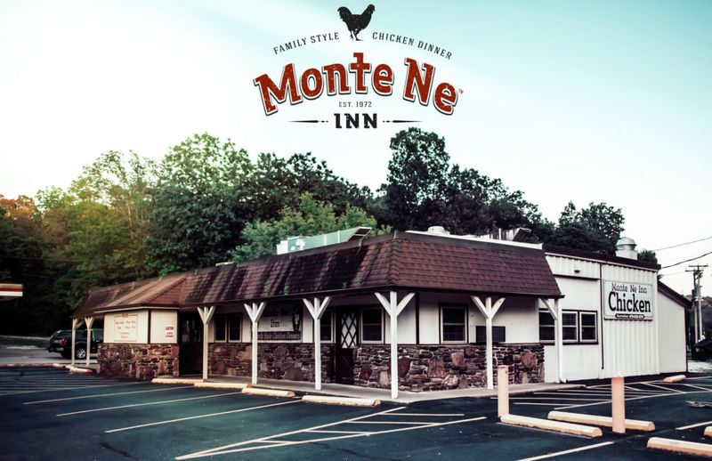 Arkansas: Monte Ne Inn Chicken – Rogers
