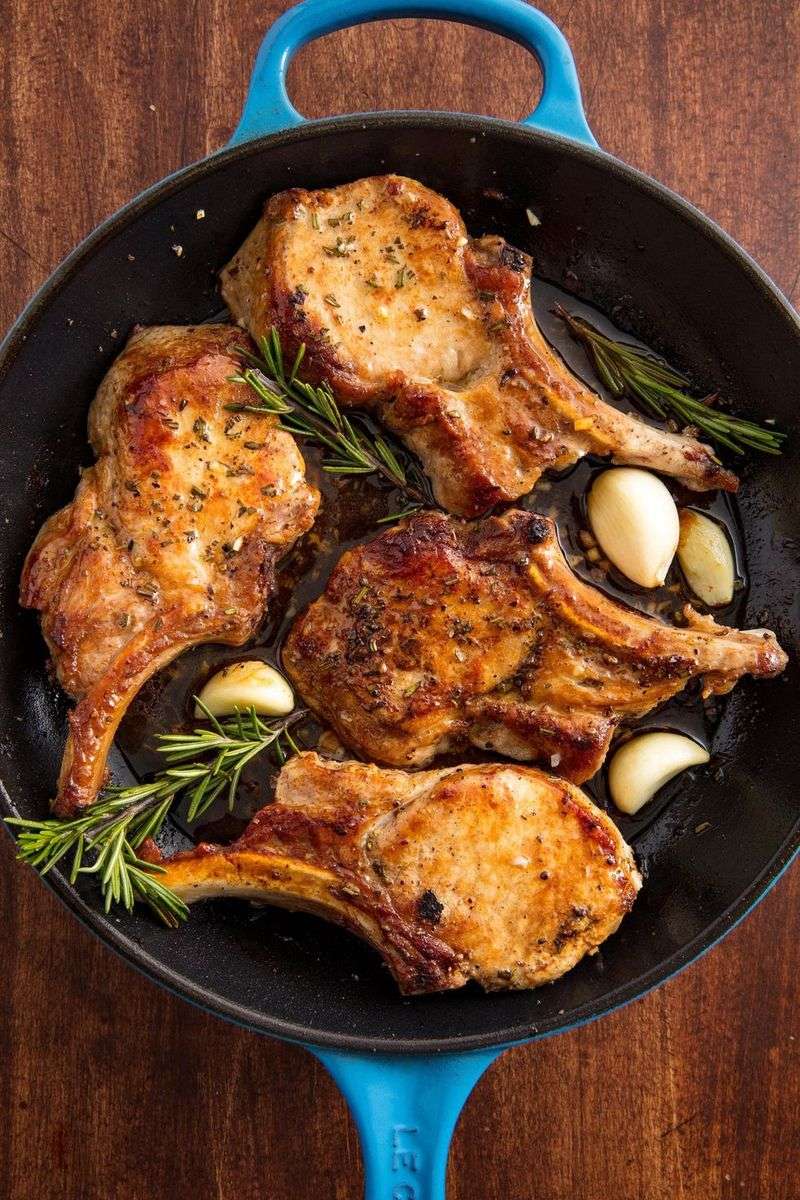Rosemary Garlic Pork Chops