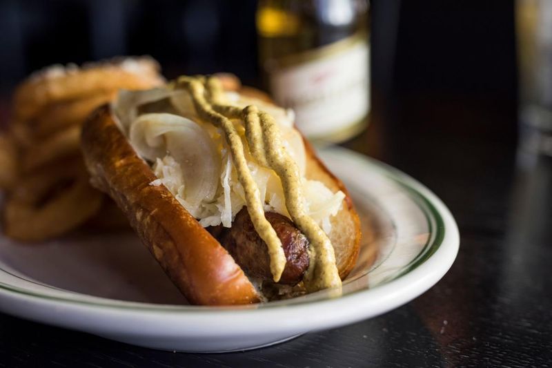 Wisconsin Brat Dog – Wisconsin