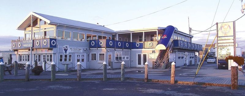 Champlin's Seafood Deck in Galilee